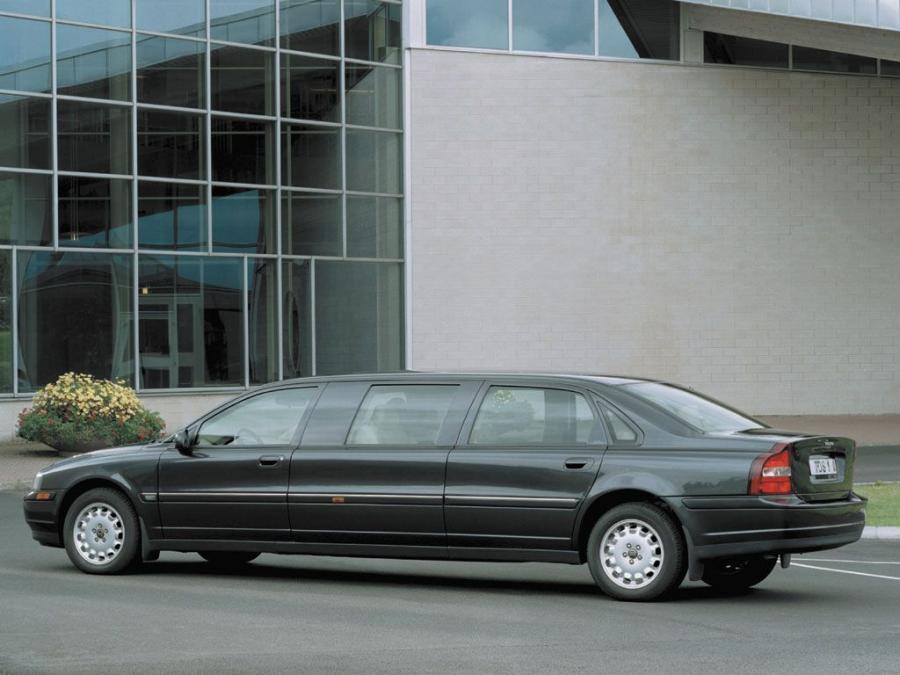  Volvo S80 Limousine 2002 года  (фото 2 из 4)